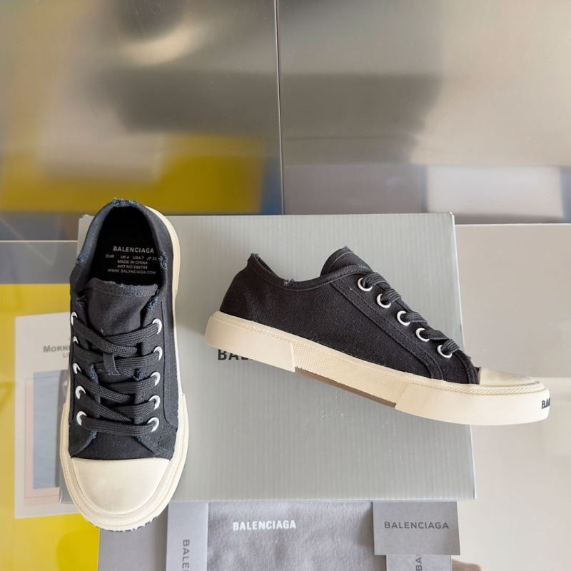 Balenciaga Low Shoes